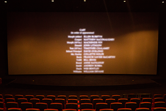 Ebpay数码国际党委组织召开《长津湖》观影活动